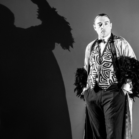 "Πονηρό πνεύμα" στο Εθνικό Θέατρο