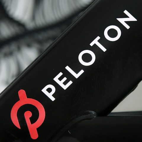 Απολύσεις και αλλαγές στην κορυφή της Peloton – Συνεχίζεται η αναιμική ζήτηση