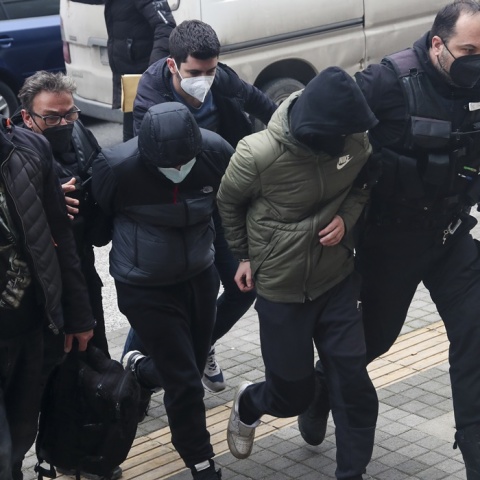 Δολοφονία 19χρονου Άλκη Καμπανού: Συλληφθέντες φτάνουν στο γραφείο της ανακρίτριας