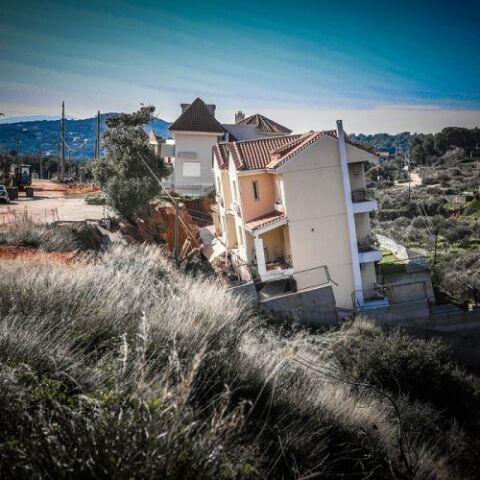 Καθίζηση σπιτιών στον Νέο Βουτζά 