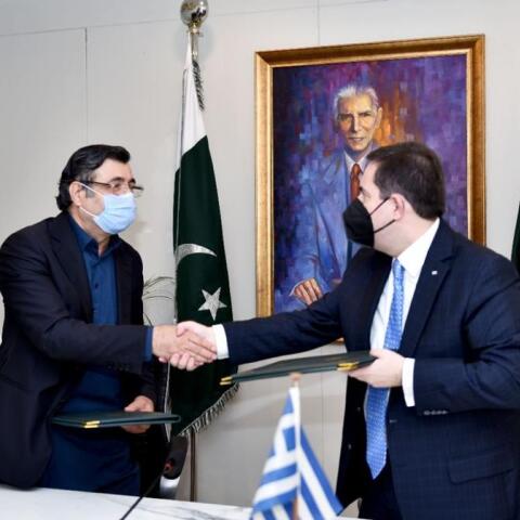 Νότης Μηταράκης