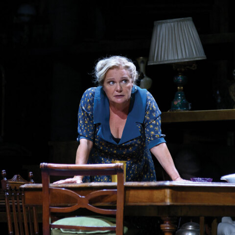 Η Μαρία Καβογιάννη στην παράσταση «Τρίτο Στεφάνι»