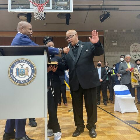 ΗΠΑ: Για πρώτη φορά πρώην κρατούμενος εκλέγεται στη Βουλή της Νέας Υόρκης