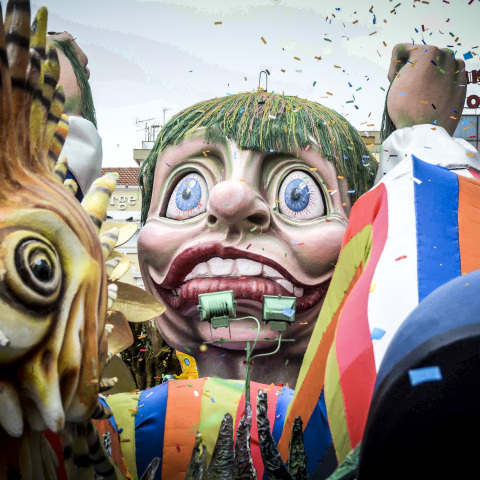 Πατρινό καρναβάλι: Στιγμιότυπο από την παρέλαση περασμένων ετών © EUROKINISSI