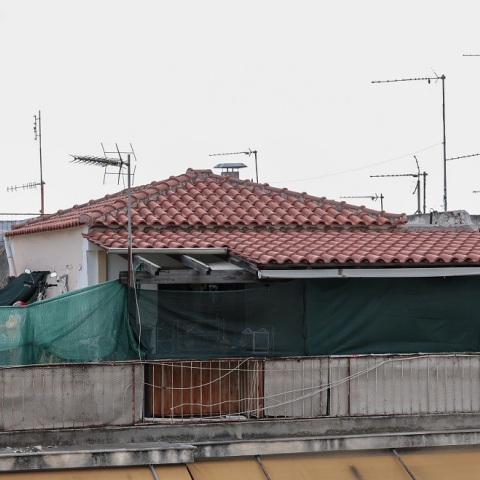 ΤΟ ΔΙΑΜΕΡΙΣΜΑ ΣΤΗ ΚΥΨΕΛΗ ΟΠΟΥ ΔΙΕΜΕΝΕ Η ΜΗΤΕΡΑ ΚΑΙ Ο ΣΥΝΤΡΟΦΟΣ ΤΗΣ ΠΟΥ ΚΑΤΗΓΟΡΟΥΝΤΑΙ ΓΙΑ ΤΗ ΔΟΛΟΦΟΝΙΑ ΤΟΥ 7χρονου ΠΑΙΔΙΟΥ ΤΗΣ (ΒΑΣΙΛΗΣ ΡΕΜΠΑΠΗΣ / EUROKINISSI)