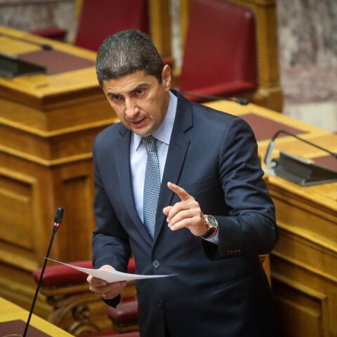 O Λευτέρης Αυγενάκης, υφυπουργός Αθλητισμού, έχει κορωνοϊό