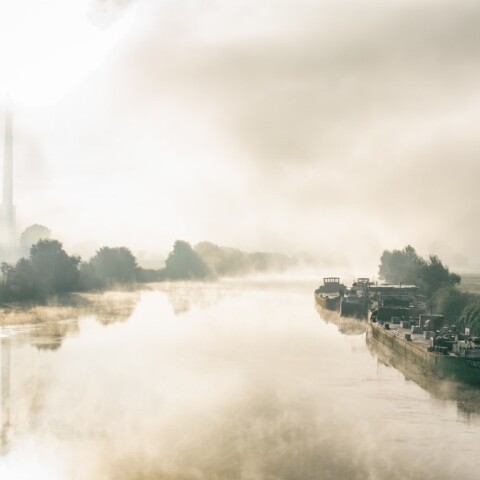 Μόλυνση σε ποτάμι