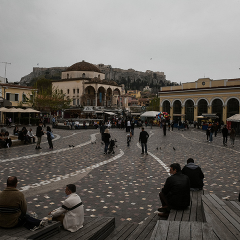 Πολίτες στο κέντρο της Αθήνας