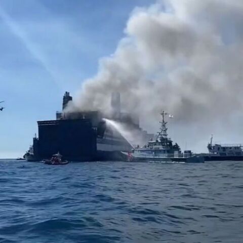 Η φωτιά στο Euroferry Olympic και η επιχείρηση κατάσβεσης στην Κέρκυρα 