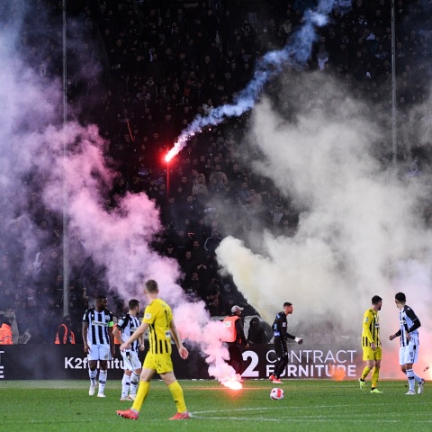 Super League: Όλα τα βλέμματα είναι στραμμένα στο ποδοσφαιρικό ντέρμπι της 24ης αγωνιστικής, ανάμεσα στον Άρη και τον ΠΑΟΚ – Αναλυτικά οι αθλητικές μεταδόσεις της ημέρας.