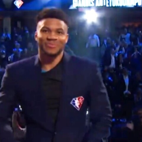 Η στιγμή παρουσίαση του Αντετοκούνμπο στους 75 κορυφαίους όλων των εποχών στο NBA