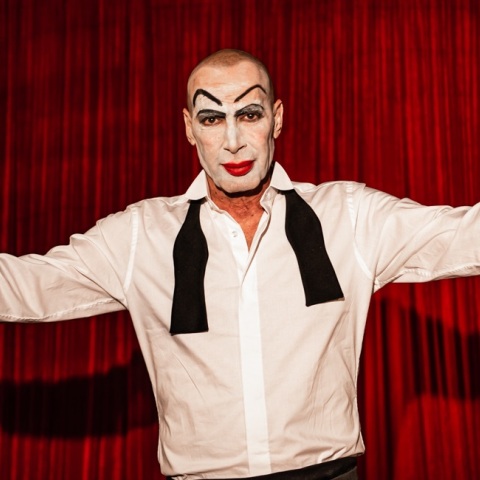 Ο Νικόλας Βαγιονάκης.