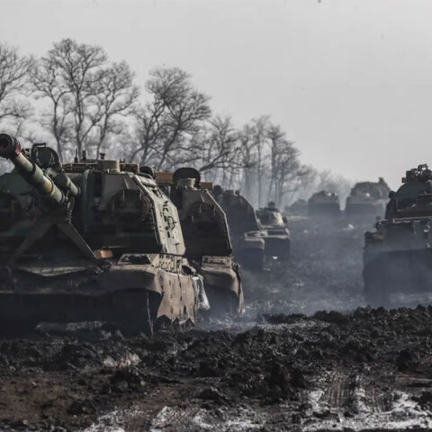 Ρωσικά άρματα μάχης μπορεί να αναπτυχθούν στο Ντόνετσκ στην Ανατολική Ουκρανία