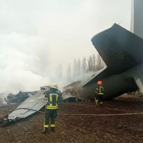 Ουκρανία: Συνετρίβη στρατιωτικό αεροσκάφος κοντά στο Κίεβο – 5 νεκροί