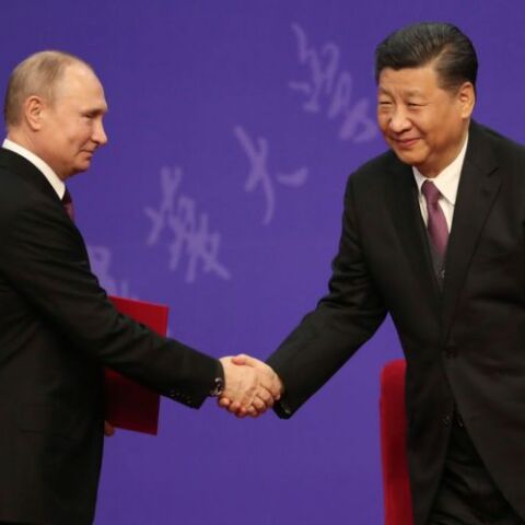Πούτιν και Σι Τζινπινγκ © Kenzaburo Fukuhara - Pool/Getty Images   