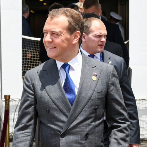 Ο Μεντβέντεφ απειλεί τη Δύση: Κατάσχεση κεφαλαίων ξένων πολιτών και εταιρειών στη Ρωσία -Η εισβολή θα συνεχιστεί 