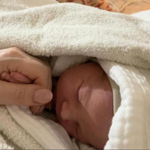 Το θαύμα της ζωής μέσα στον πόλεμο: Μωρό γεννήθηκε σε καταφύγιο στο Κίεβο