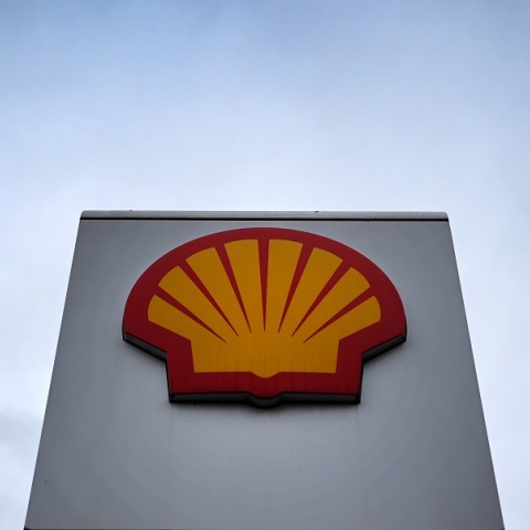 Η Shell θα τερματίσει όλες τις κοινοπραξίες με τη ρωσική εταιρεία φυσικού αερίου Gazprom