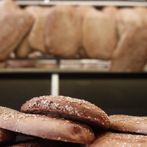 Λαγάνα για την Καθαρά Δευτέρα σε φούρνο