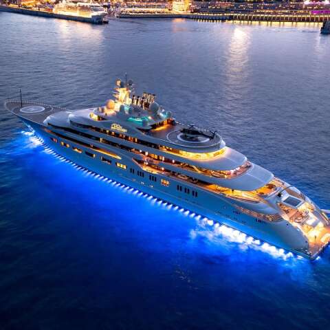To «Dilbar» του Ρώσου ολιγάρχη Alisher Usmanov είναι το μαμούθ των superyacht