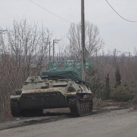 Κατεστραμμένο ρωσικό άρμα μάχης στην Ουκρανία