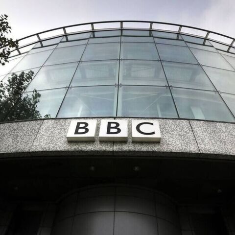 Πόλεμος Ουκρανία: Η Ρωσία «μπλοκάρει» BBC και Radio Liberty