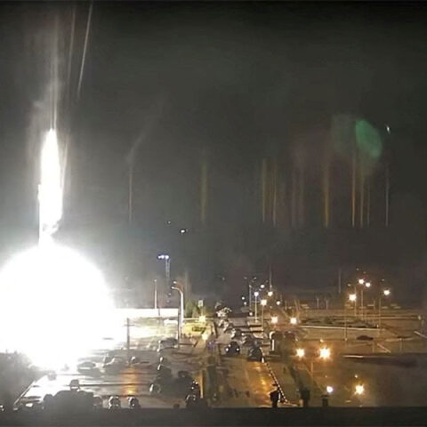 Ζαπορίζια: Τι θα μπορούσε να συμβεί από την επίθεση στο πυρηνικό εργοστάσιο;