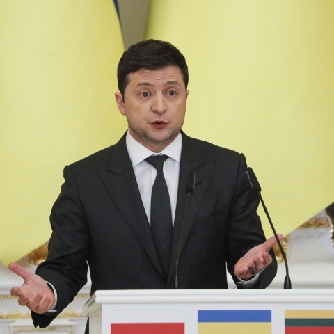 Πόλεμος στην Ουκρανία: Με οργή αντέδρασε ο Βολοντίμιρ Ζελένσκι κατά του ΝΑΤΟ για τη μη επιβολή ζώνης αεροπορικού αποκλεισμού.