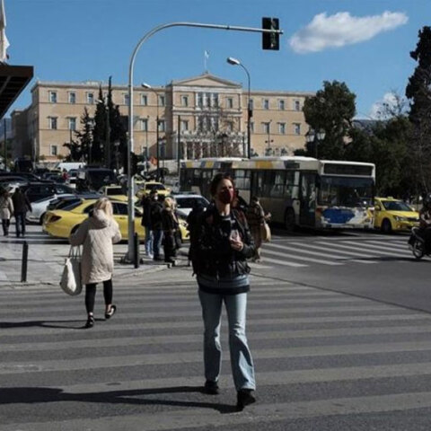 Τα κρούσματα κορωνοϊού σήμερα ανακοίνωσε ο ΕΟΔΥ
