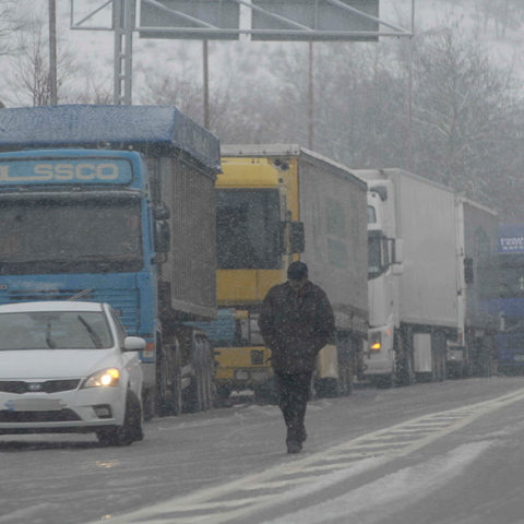 Κακοκαιρία «Φίλιππος» Απαγόρευση κυκλοφορίας φορτηγών σε τμήμα της Αθηνών – Λαμίας 