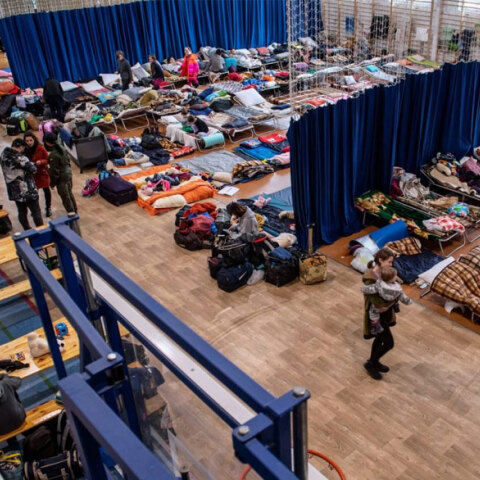 Ουκρανοί πρόσφυγες σε δημοτικό σχολείο στην Πολωνία