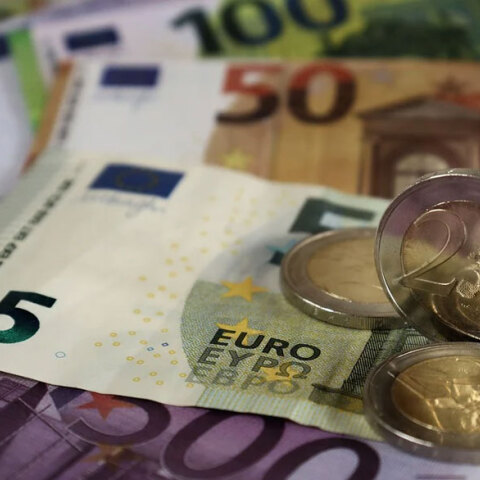 Χαρτονομίσματα και κέρματα του ευρώ