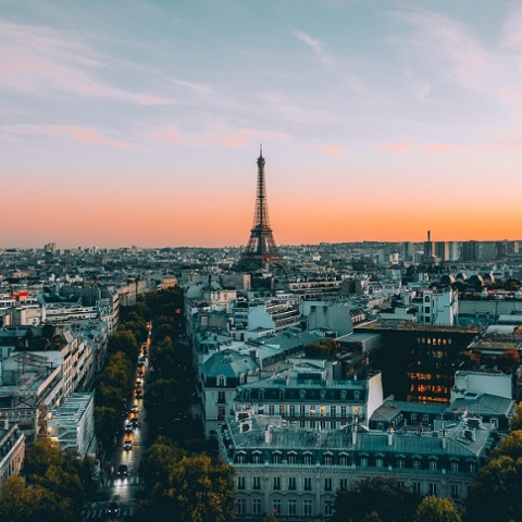 Ο Πύργος του Άιφελ «ψήλωσε» έξι μέτρα