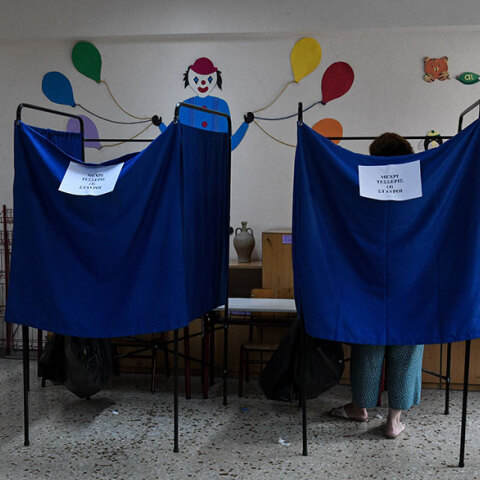 Εθνικές εκλογές - Στιγμιότυπο από την εκλογική διακδικασία σε εκλογικό τμήμα της Αθήνας