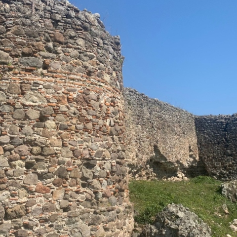 Κάστρο Μογλενών