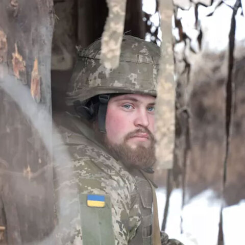 Ουκρανός στρατιώτης στο Ντόνετσκ στην Ανατολική Ουκρανία