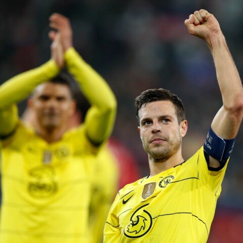 Οι παίκτες της Τσέλσι πανηγυρίζουν τη νίκη κόντρα στη Λιλ