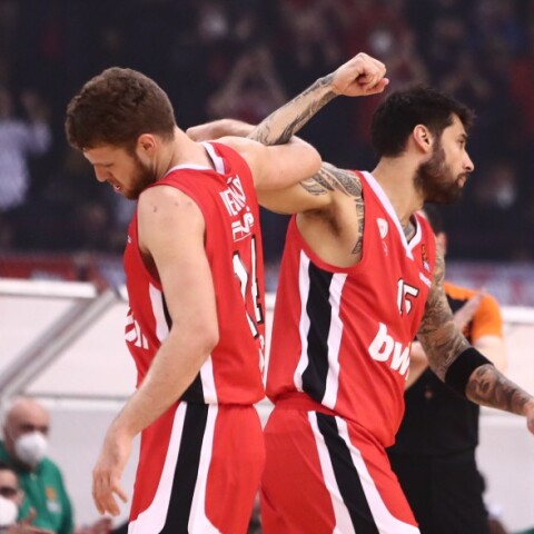 Ο Σάσα Βεζένκοφ και ο Γιώργος Πρίντεζης