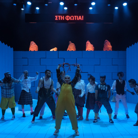 Ηθοποιοί στην παράσταση «Η Φάρμα των Ζώων» του Εθνικού Θεάτρου