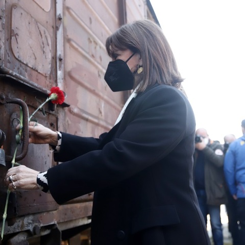 Θεσσαλονίκη - Πορεία μνήμης: «Ποτέ Ξανά» για τα 79 χρόνια από την αναχώρηση του πρώτου συρμού για το Άουσβιτς, παρουσία της Προέδρου της Δημοκρατίας Κ. Σακελλαροπούλου	