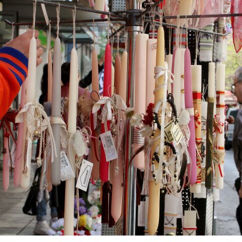 Καταστήματα - Ωράριο: Λαμπάδες ενόψει Πάσχα