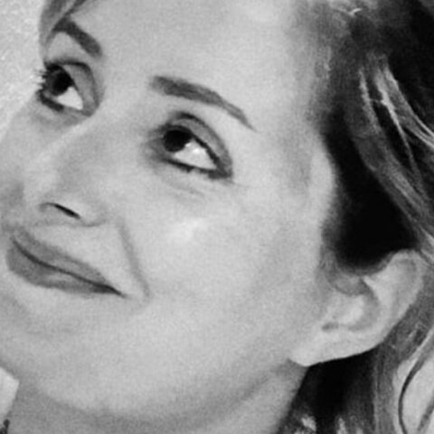 Η ποιήτρια Λένα Καλλέργη