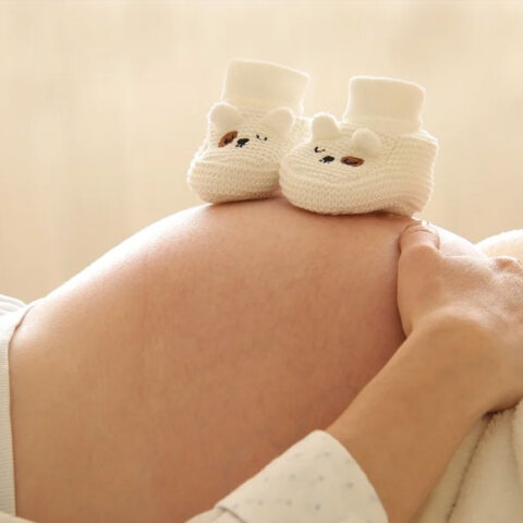 Επικίνδυνος ο κορωνοϊός για τις έγκυες, σύμφωνα με νέα αμερικανική μελέτη