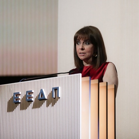 Κατερίνα Σακελλαροπούλου