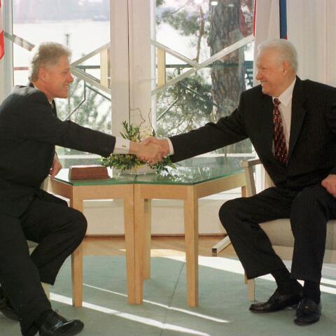 clinton-yeltsin.jpg