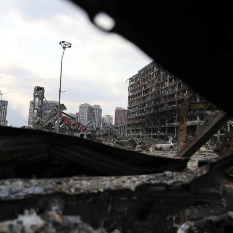 Πόλεμος στην Ουκρανία: Συντρίμμια από τους βομβαρδισμούς στο Κίεβο 