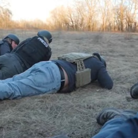 Ουκρανία: Δημοσιογράφοι και συνεργείο του Sky News δέχθηκαν ρωσικά πυρά