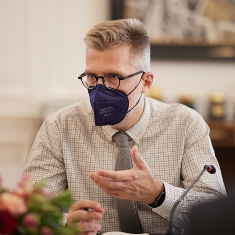 Ο υπουργός Επικρατείας, Άκης Σκέρτσος