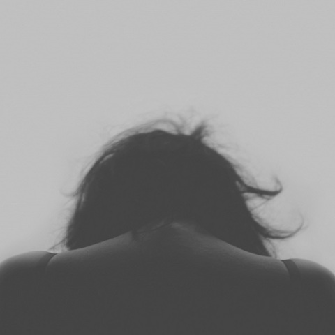 Κρατούσαν «φυλακισμένη» 19χρονη και την εξέδιδαν έως και 30 φορές την ημέρα.