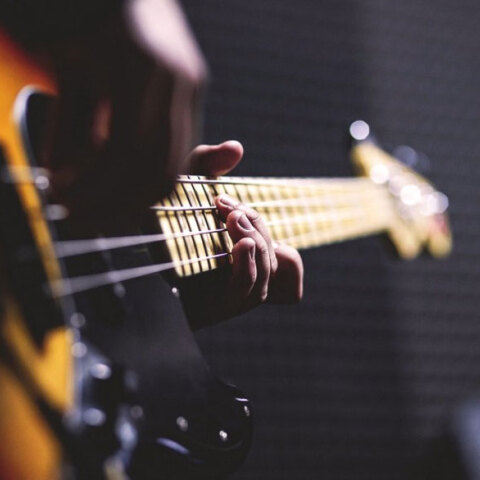 Από την 1η Απριλίου 2022 στις ώρες κοινής ησυχίας τη θερινή περίοδο δεν επιτρέπεται το ηλεκτρικό μπάσο